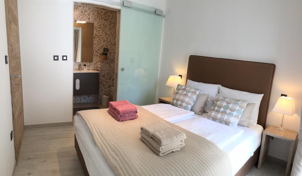 Villetta Mia Njivice Ngoại thất bức ảnh